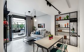 O&O Group Syntagma Elysan Urban Stays